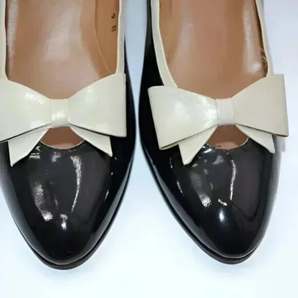 Palizzio Black Spanish Patent Leather Ivory Bow Minimalist Classic Pumps Heels 9 - Picture 3 of 13